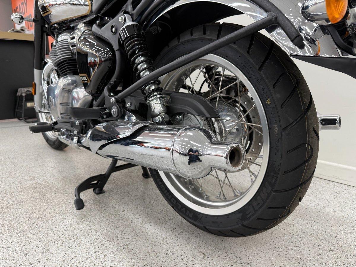 2025 ROYAL ENFIELD CLASSIC 650 ROAD