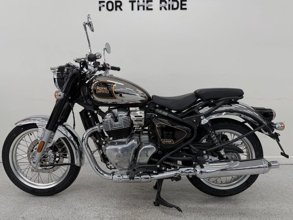 2025 ROYAL ENFIELD CLASSIC 650 ROAD