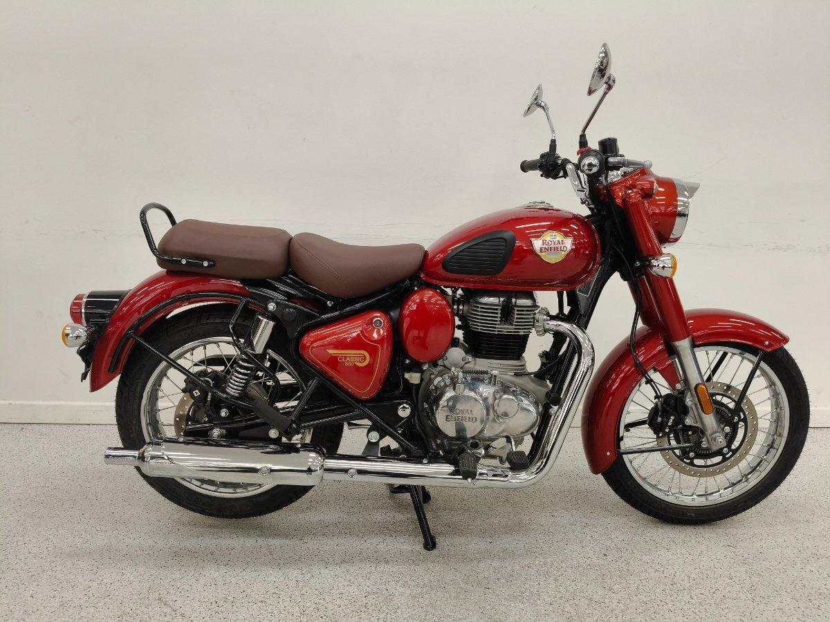 2026 ROYAL ENFIELD CLASSIC 350 HERITAGE ROAD