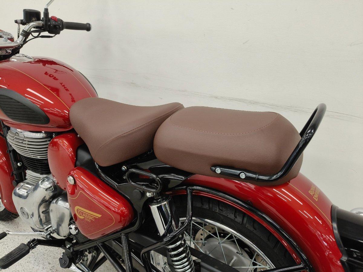 2026 ROYAL ENFIELD CLASSIC 350 HERITAGE ROAD