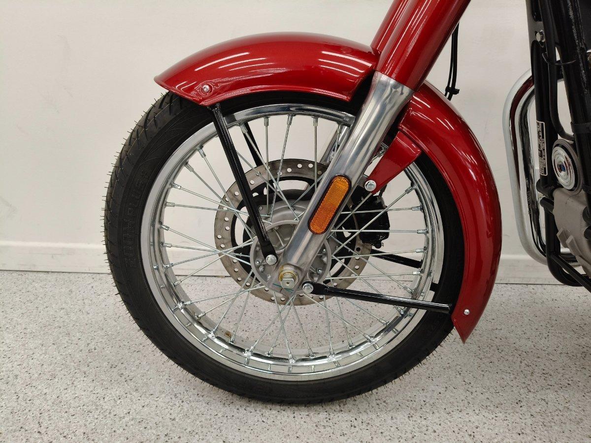 2026 ROYAL ENFIELD CLASSIC 350 HERITAGE ROAD