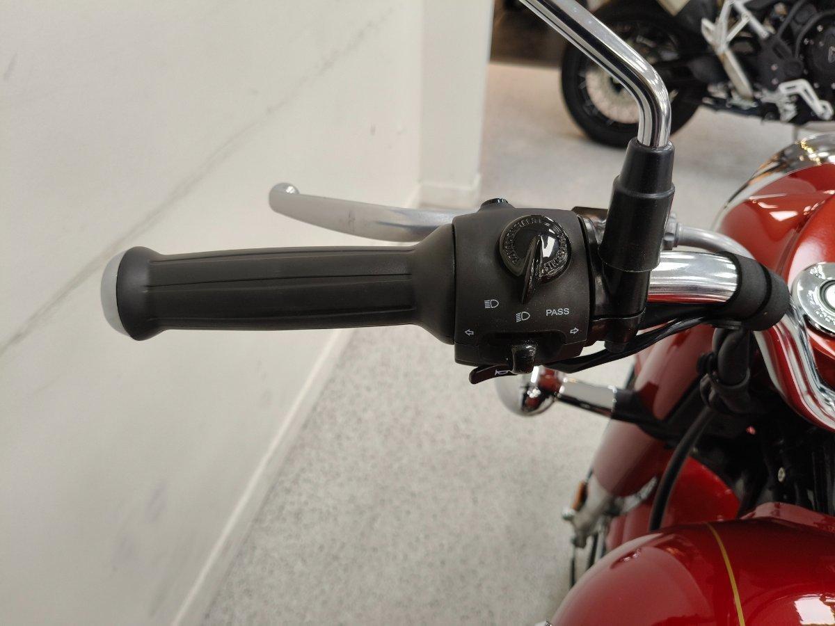 2026 ROYAL ENFIELD CLASSIC 350 HERITAGE ROAD