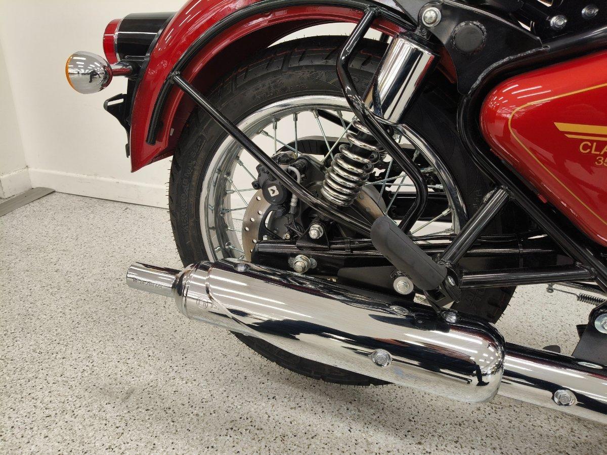 2026 ROYAL ENFIELD CLASSIC 350 HERITAGE ROAD