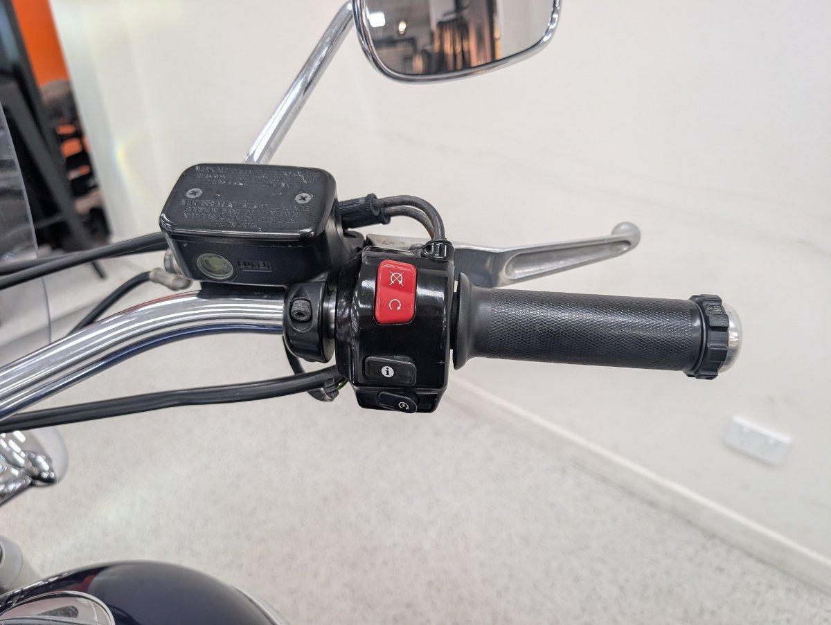 2011 TRIUMPH THUNDERBIRD CRUISER