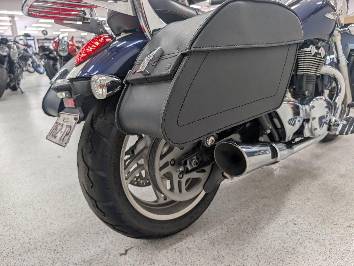 2011 TRIUMPH THUNDERBIRD CRUISER