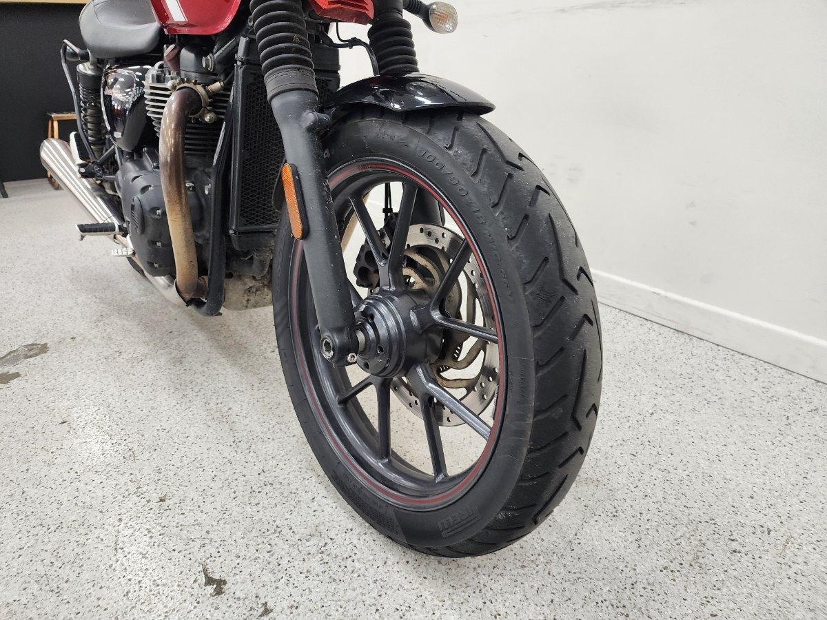 2017 TRIUMPH STREET TWIN ROAD