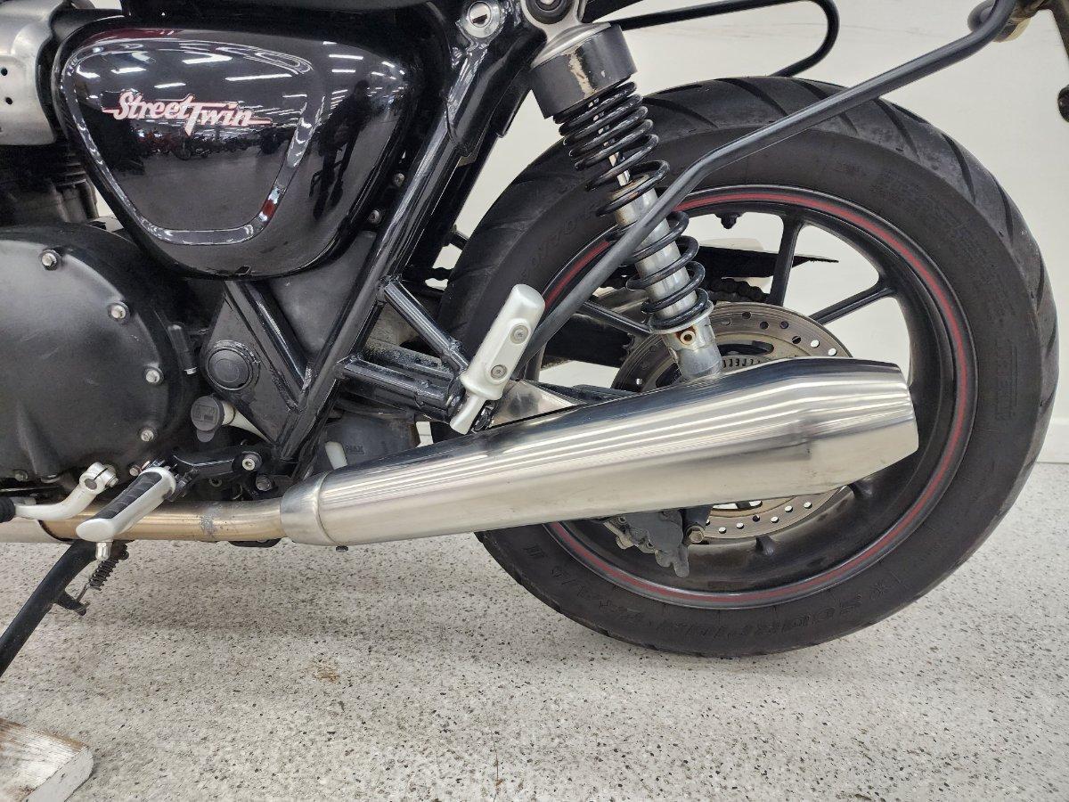 2017 TRIUMPH STREET TWIN ROAD