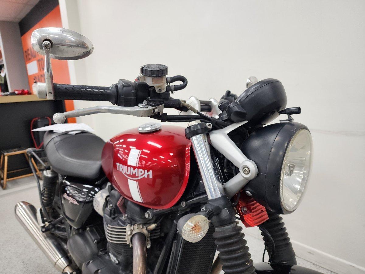 2017 TRIUMPH STREET TWIN ROAD