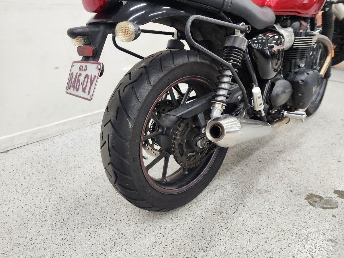 2017 TRIUMPH STREET TWIN ROAD