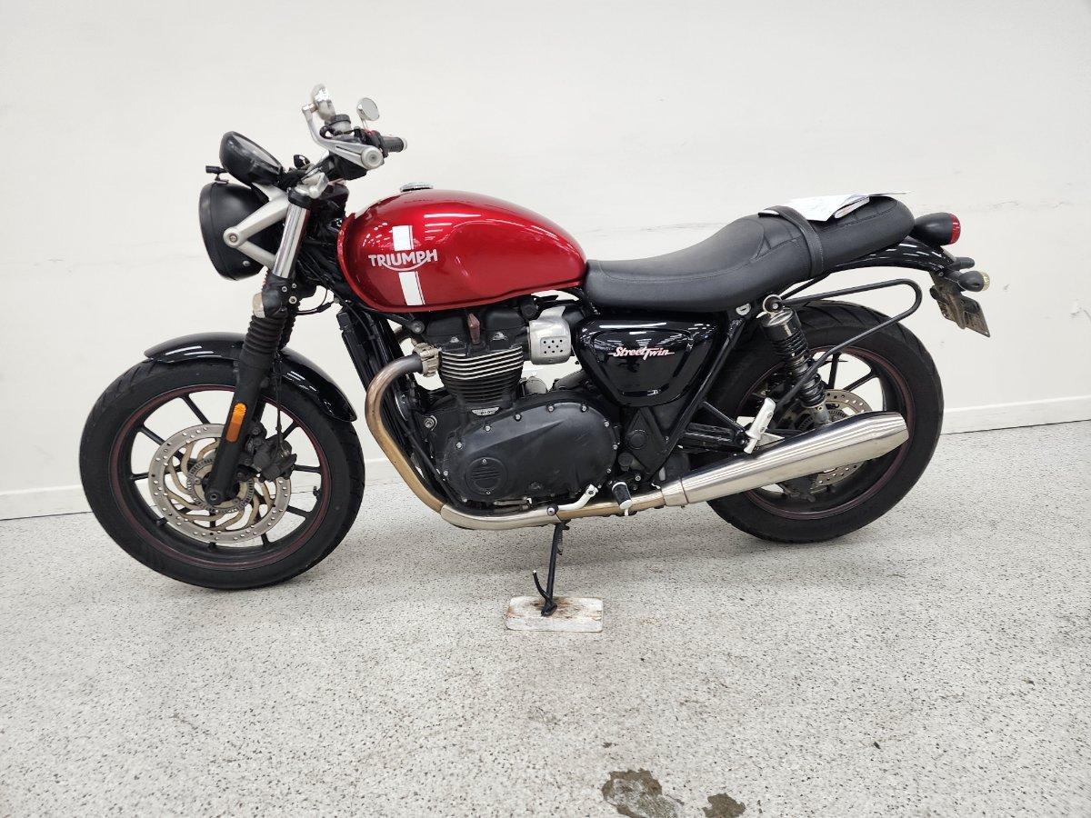 2017 TRIUMPH STREET TWIN ROAD