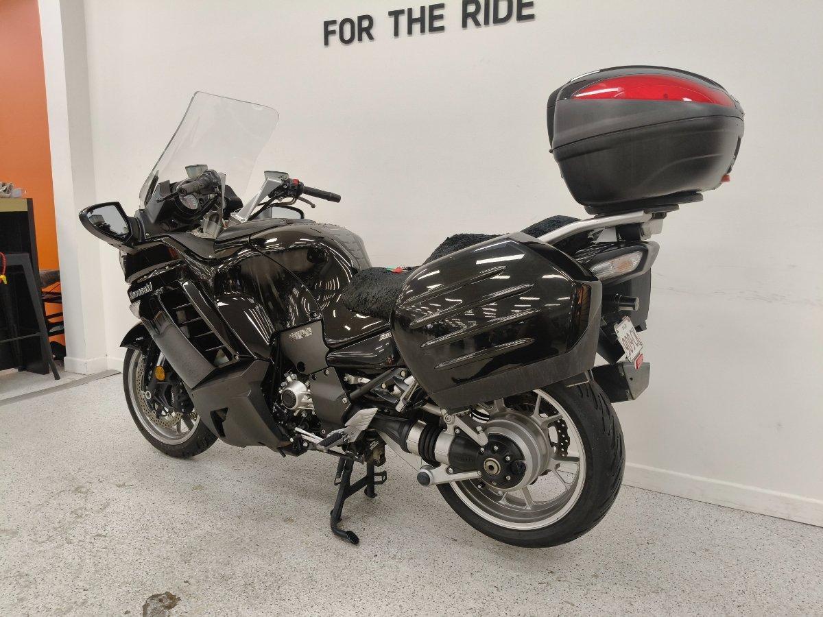 2008 KAWASAKI 1400 GTR ROAD