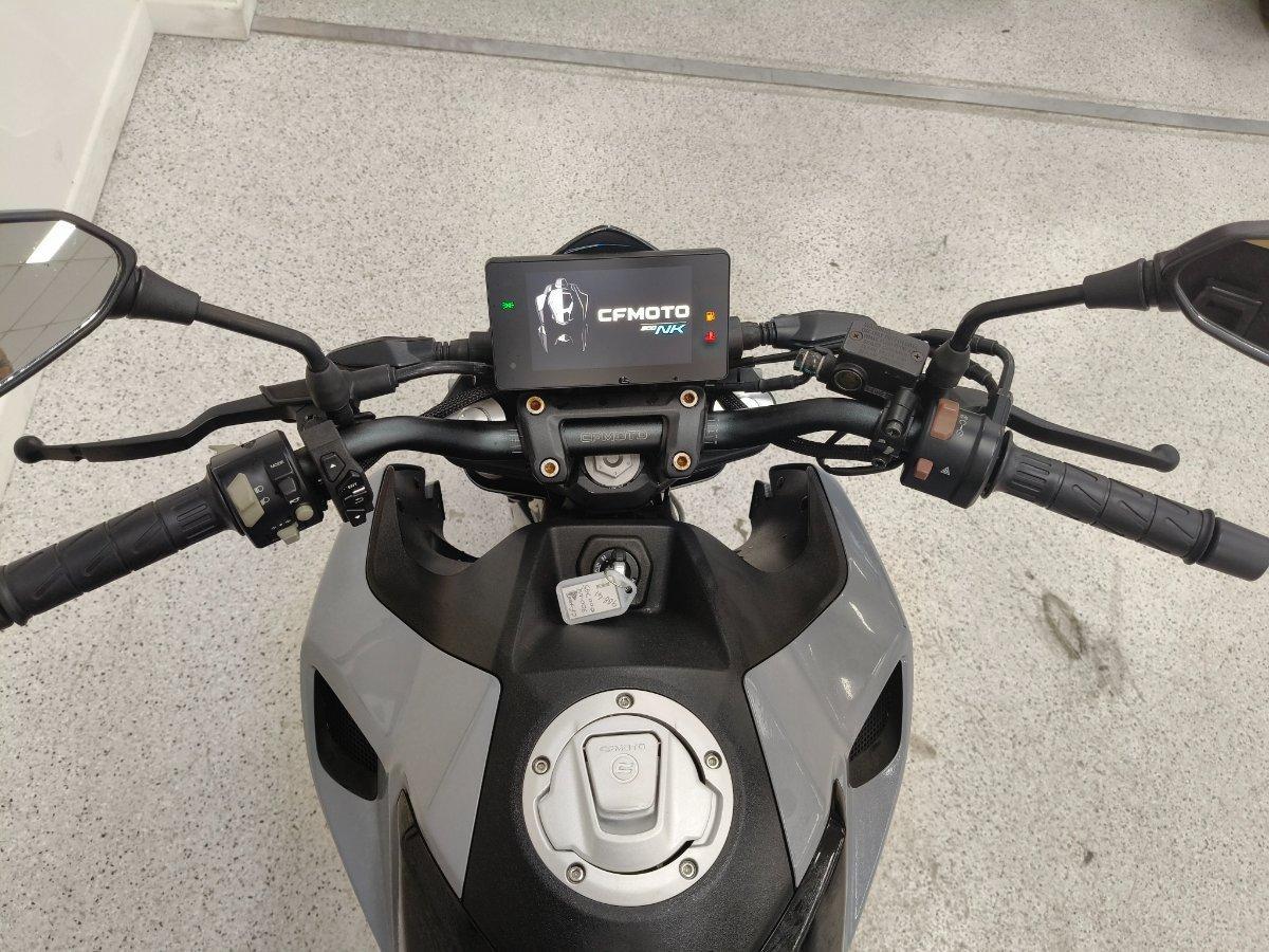 2022 CF MOTO 300 NK ABS ROAD