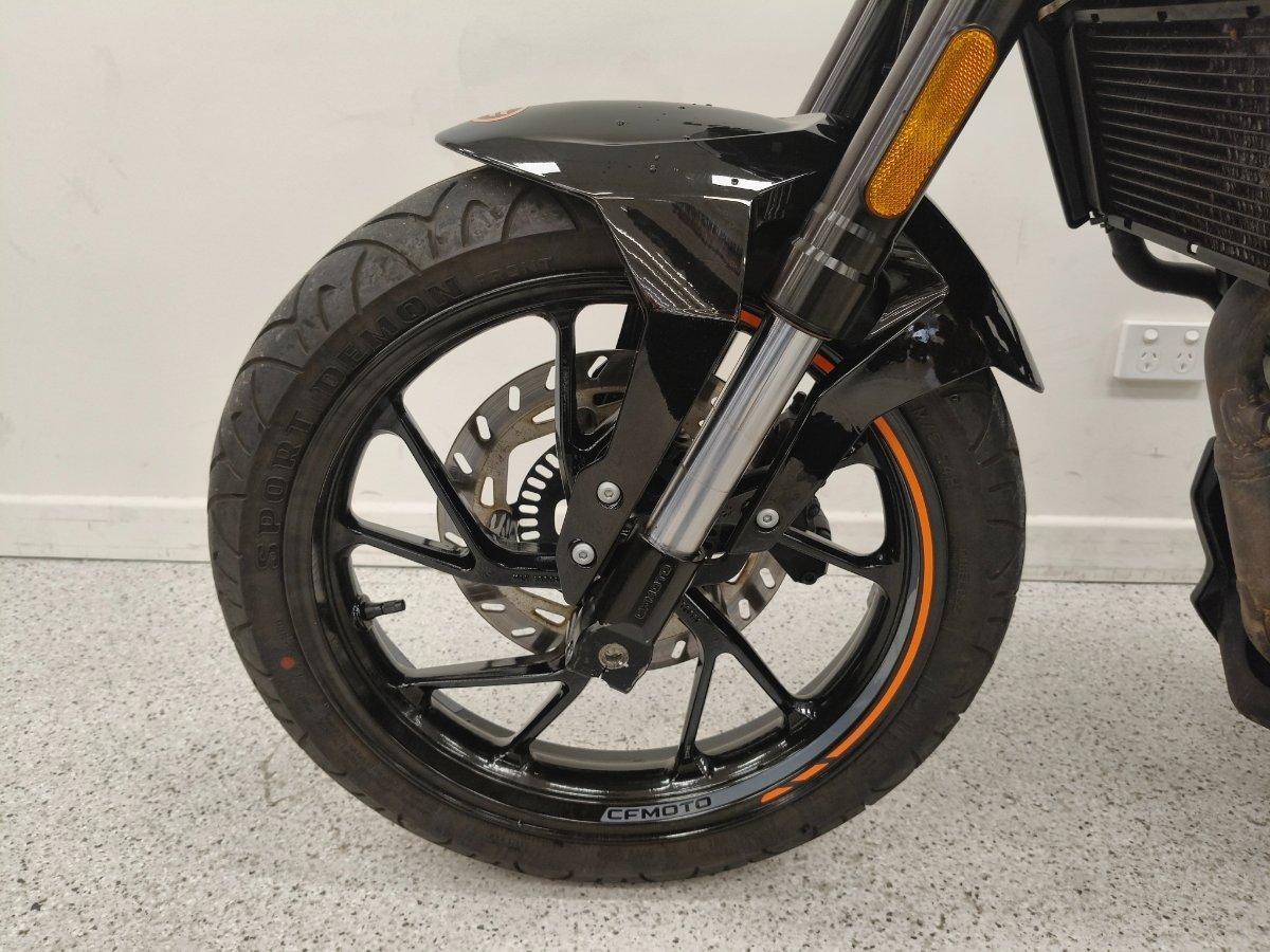2022 CF MOTO 300 NK ABS ROAD