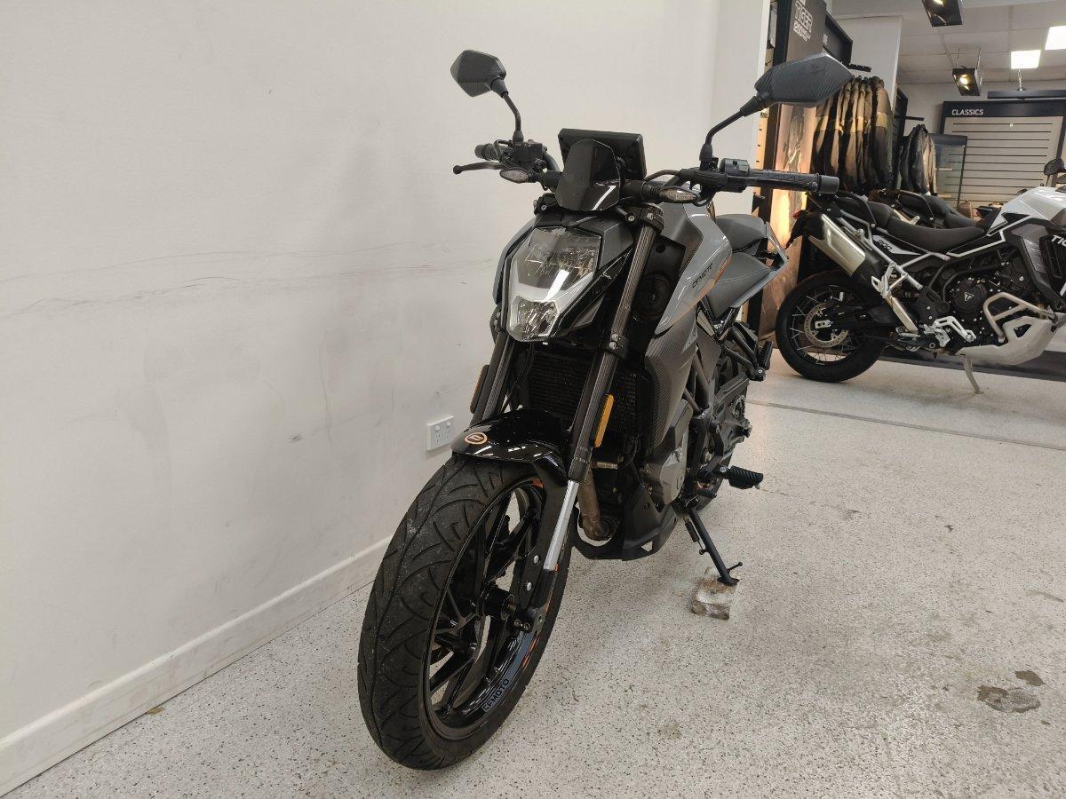 2022 CF MOTO 300 NK ABS ROAD