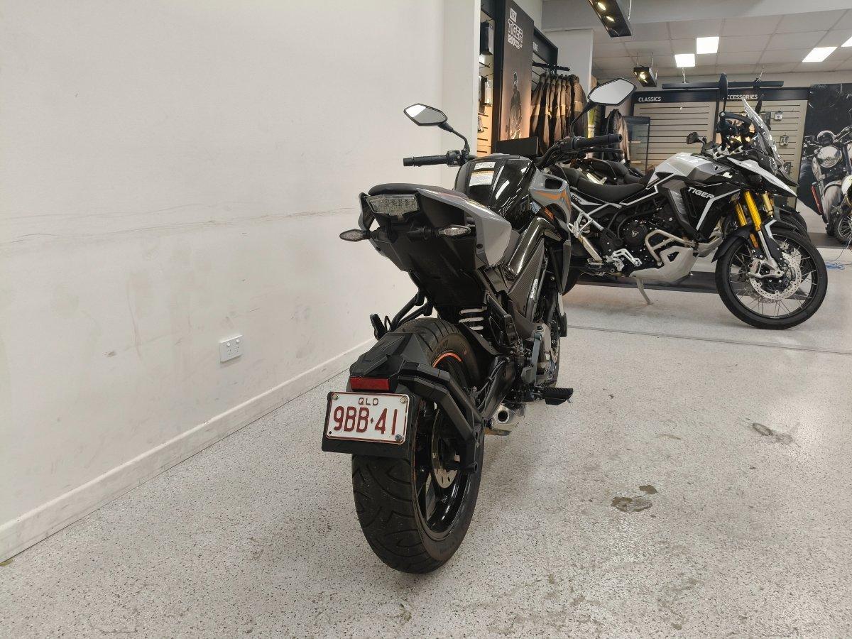 2022 CF MOTO 300 NK ABS ROAD