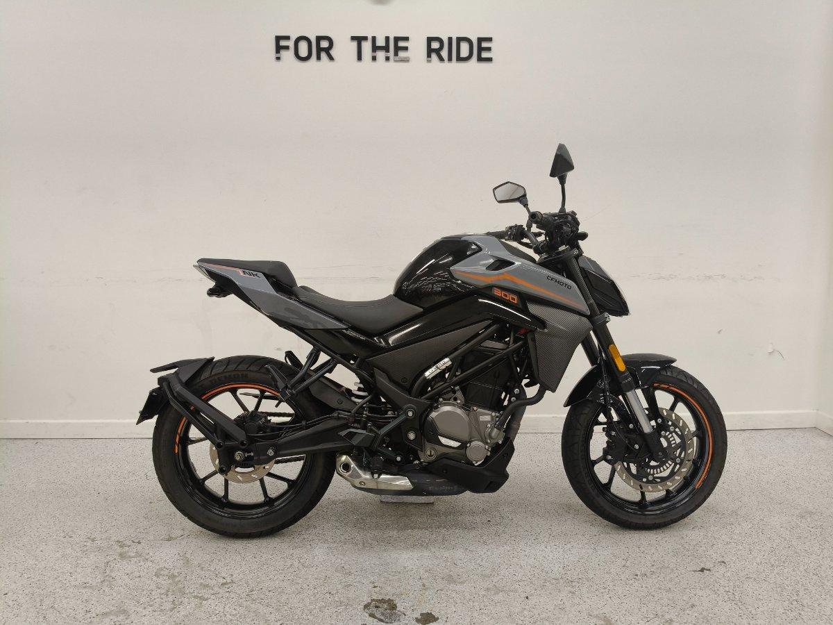 2022 CF MOTO 300 NK ABS ROAD