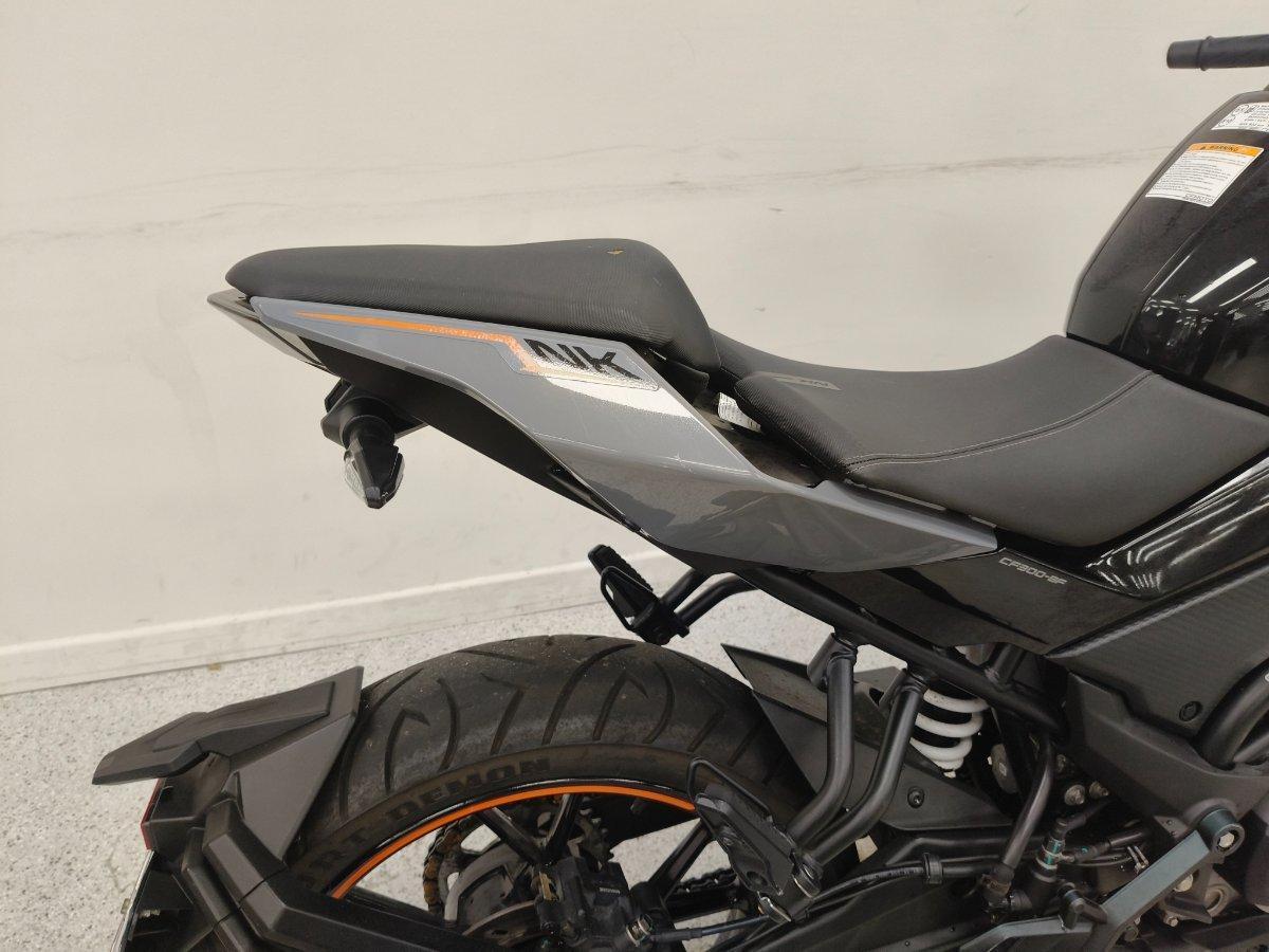 2022 CF MOTO 300 NK ABS ROAD