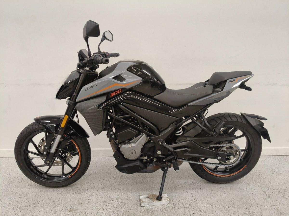 2022 CF MOTO 300 NK ABS ROAD