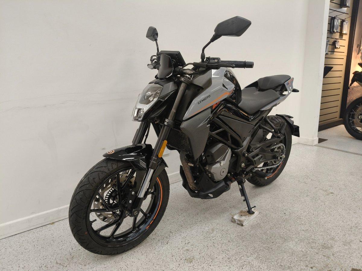 2022 CF MOTO 300 NK ABS ROAD