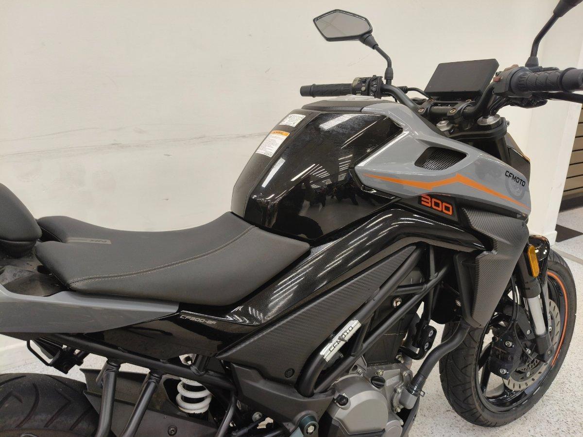 2022 CF MOTO 300 NK ABS ROAD