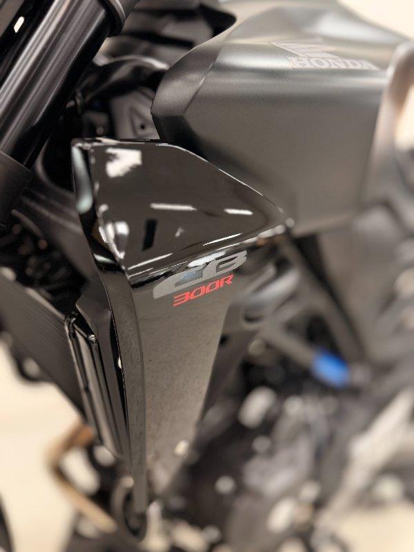 2023 HONDA CB300R (CB300RA) SPORTS