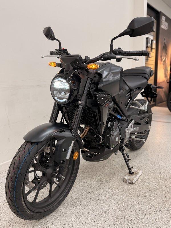 2023 HONDA CB300R (CB300RA) SPORTS