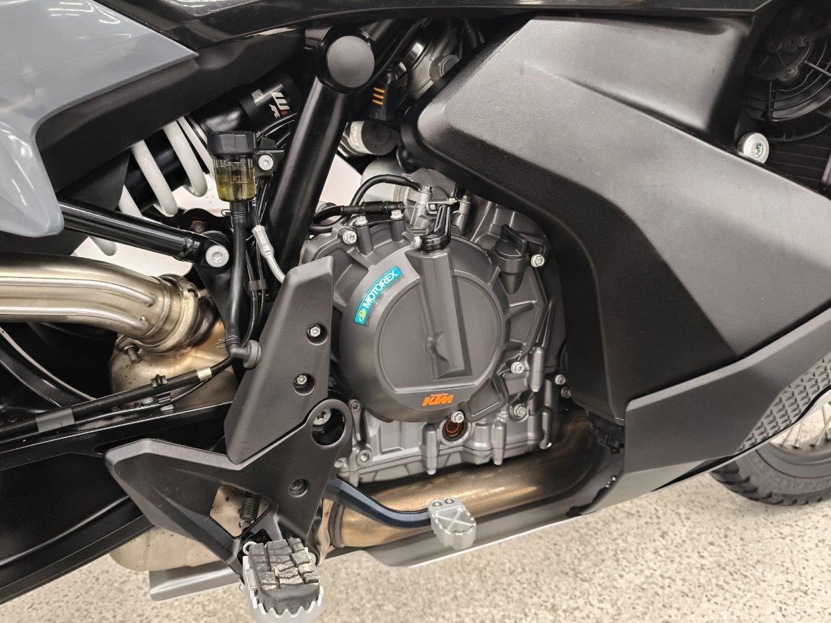 2023 KTM 890 ADVENTURE DUAL SPORTS