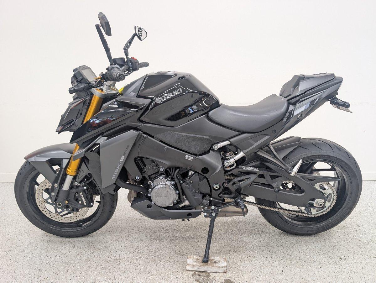 2023 SUZUKI GSX-S1000 ROAD