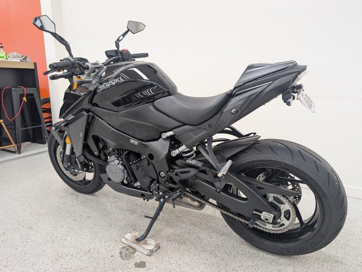 2023 SUZUKI GSX-S1000 ROAD