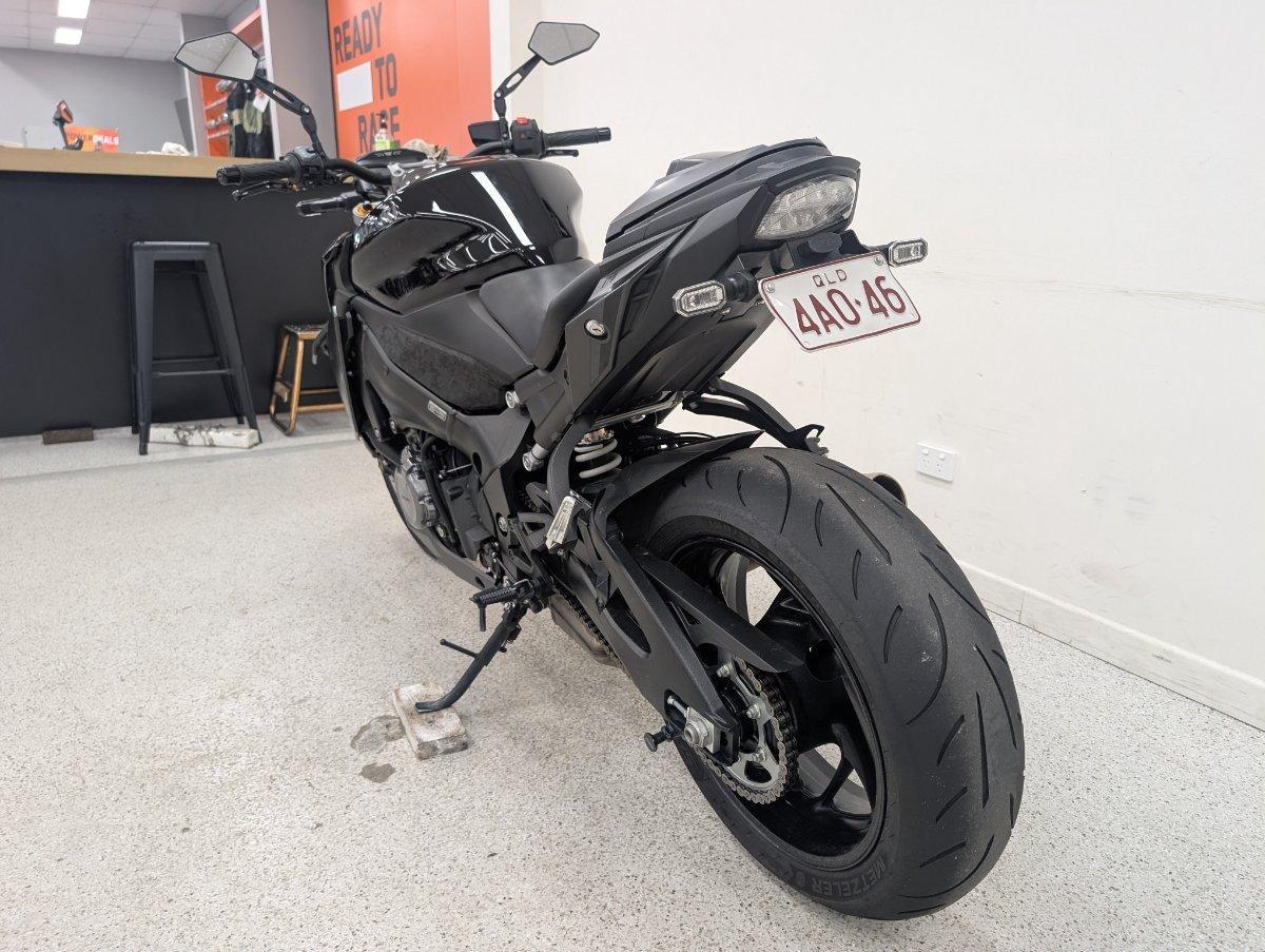 2023 SUZUKI GSX-S1000 ROAD