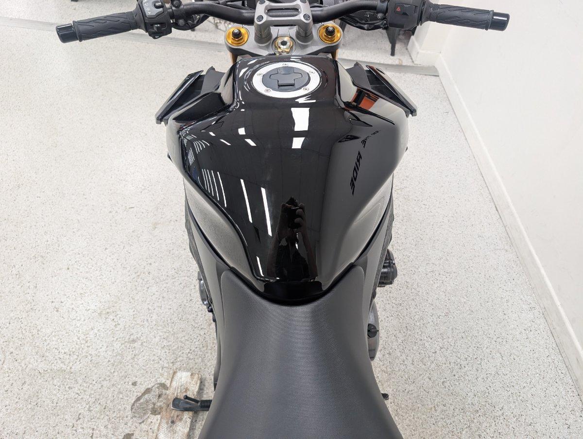 2023 SUZUKI GSX-S1000 ROAD