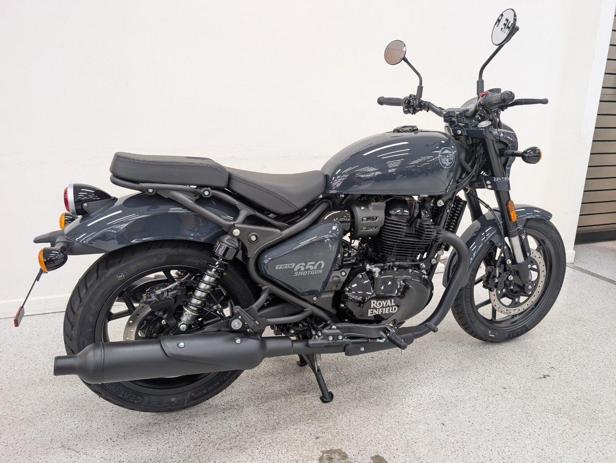 2025 ROYAL ENFIELD SHOTGUN 650 ROAD