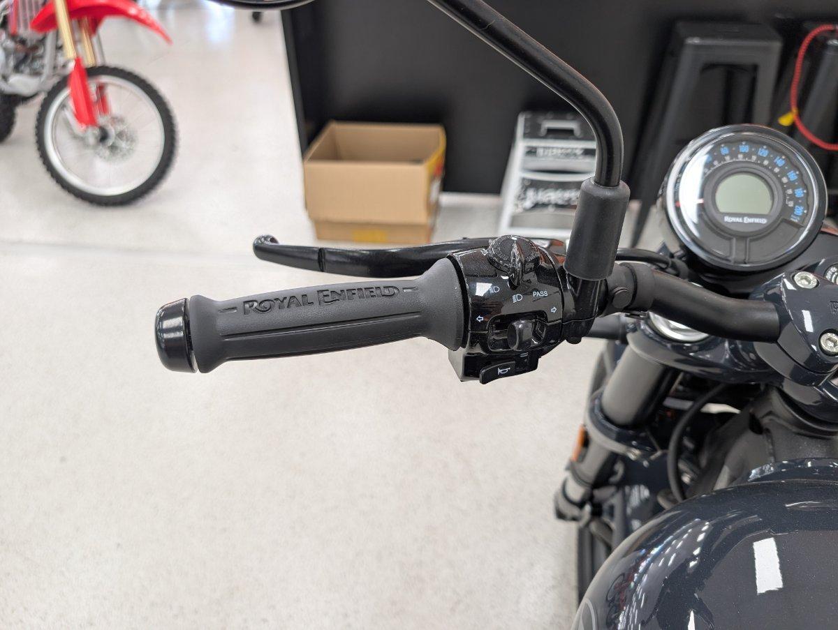 2025 ROYAL ENFIELD SHOTGUN 650 ROAD