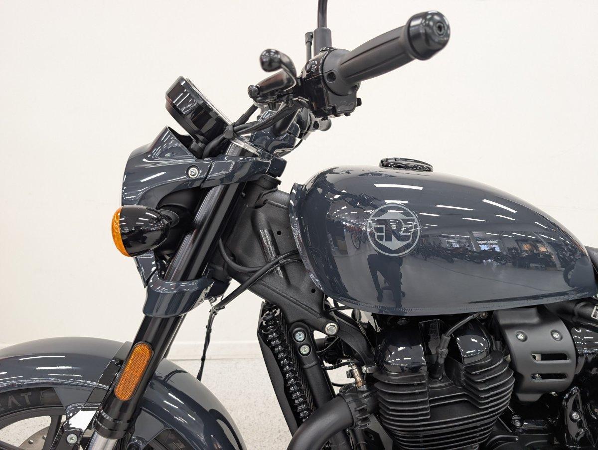2025 ROYAL ENFIELD SHOTGUN 650 ROAD