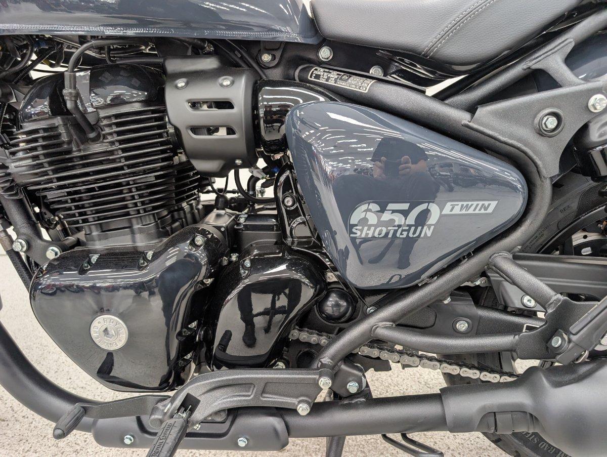 2025 ROYAL ENFIELD SHOTGUN 650 ROAD