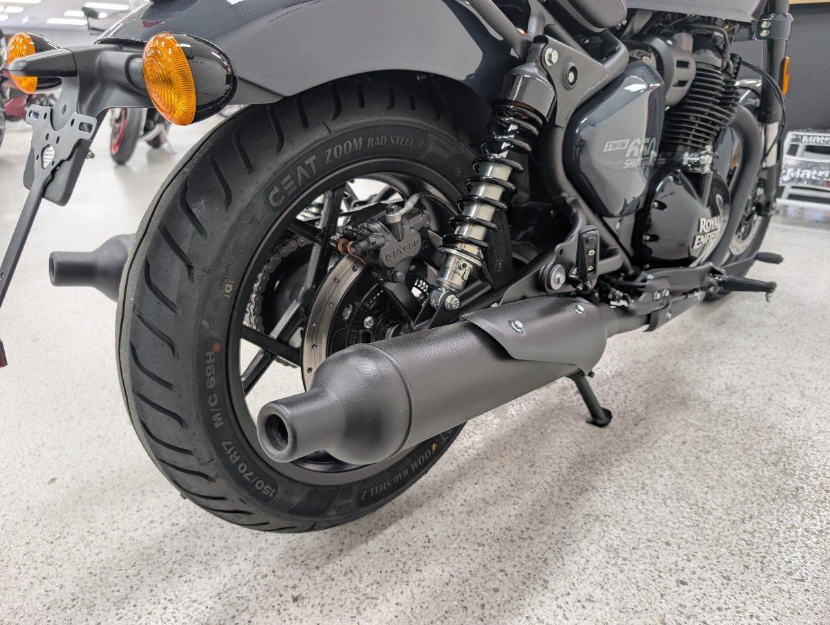 2025 ROYAL ENFIELD SHOTGUN 650 ROAD