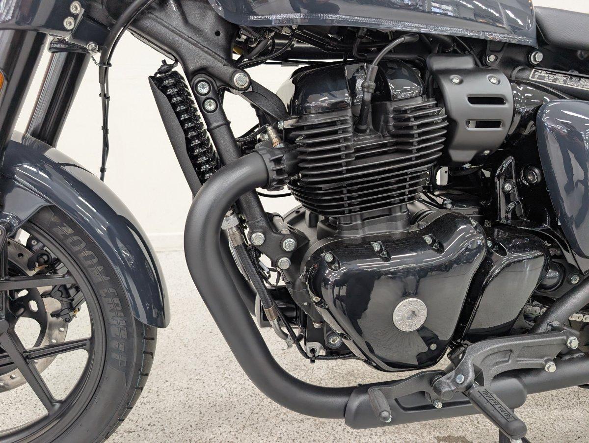 2025 ROYAL ENFIELD SHOTGUN 650 ROAD