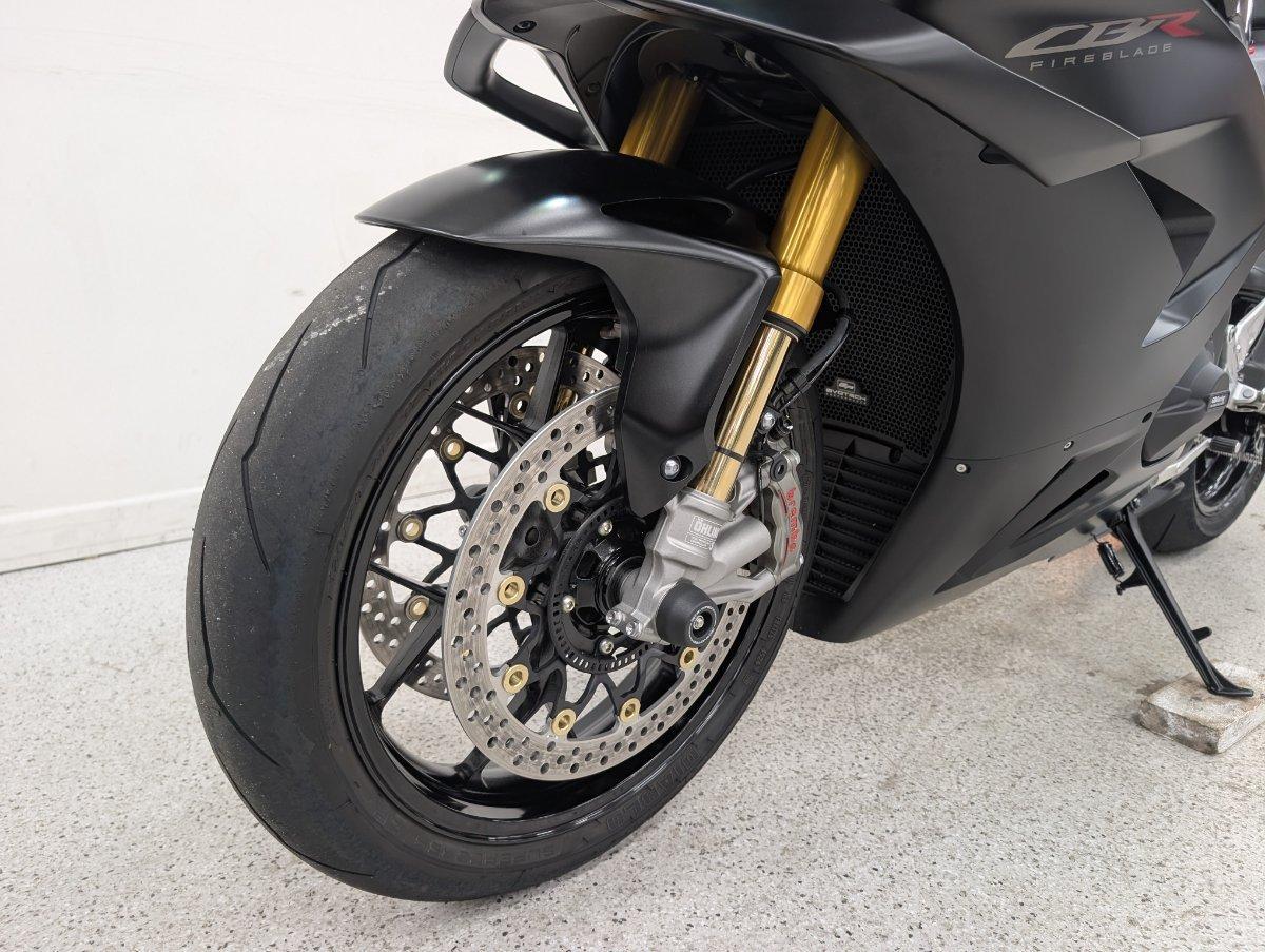 2024 HONDA CBR1000RR-R SP (FIREBLADE) ABS ROAD