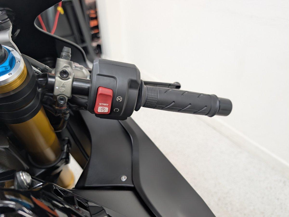 2024 HONDA CBR1000RR-R SP (FIREBLADE) ABS ROAD