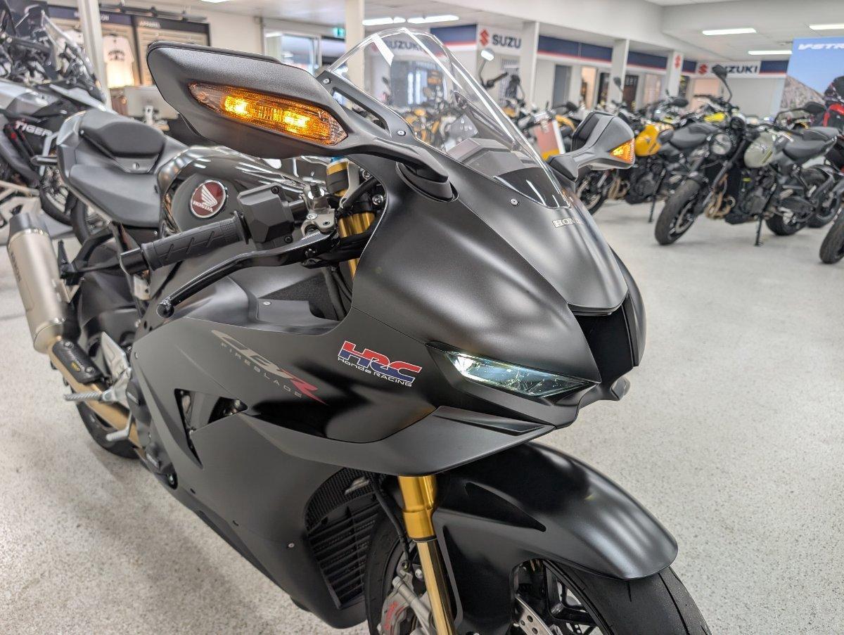 2024 HONDA CBR1000RR-R SP (FIREBLADE) ABS ROAD