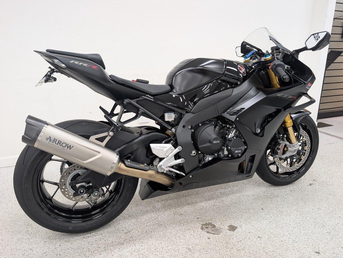 2024 HONDA CBR1000RR-R SP (FIREBLADE) ABS ROAD