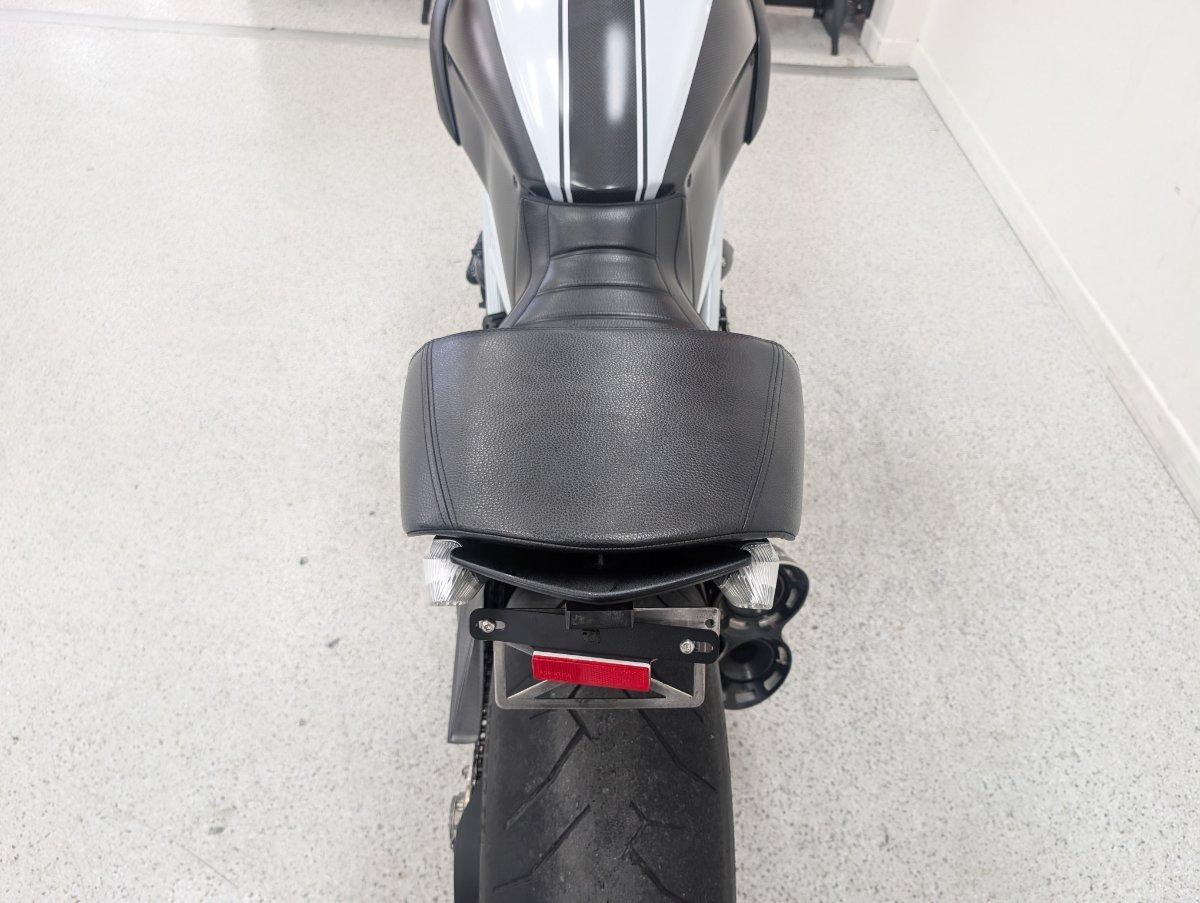 2015 DUCATI DIAVEL CARBON CRUISER