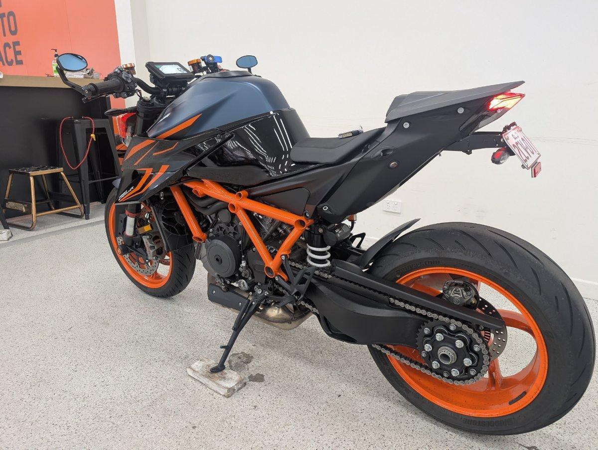 2023 KTM 1290 SUPER DUKE R SPORTS