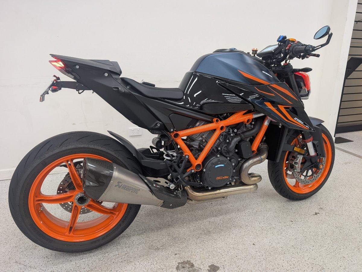 2023 KTM 1290 SUPER DUKE R SPORTS