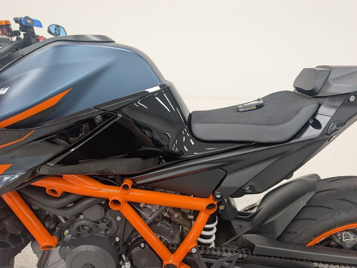 2023 KTM 1290 SUPER DUKE R SPORTS