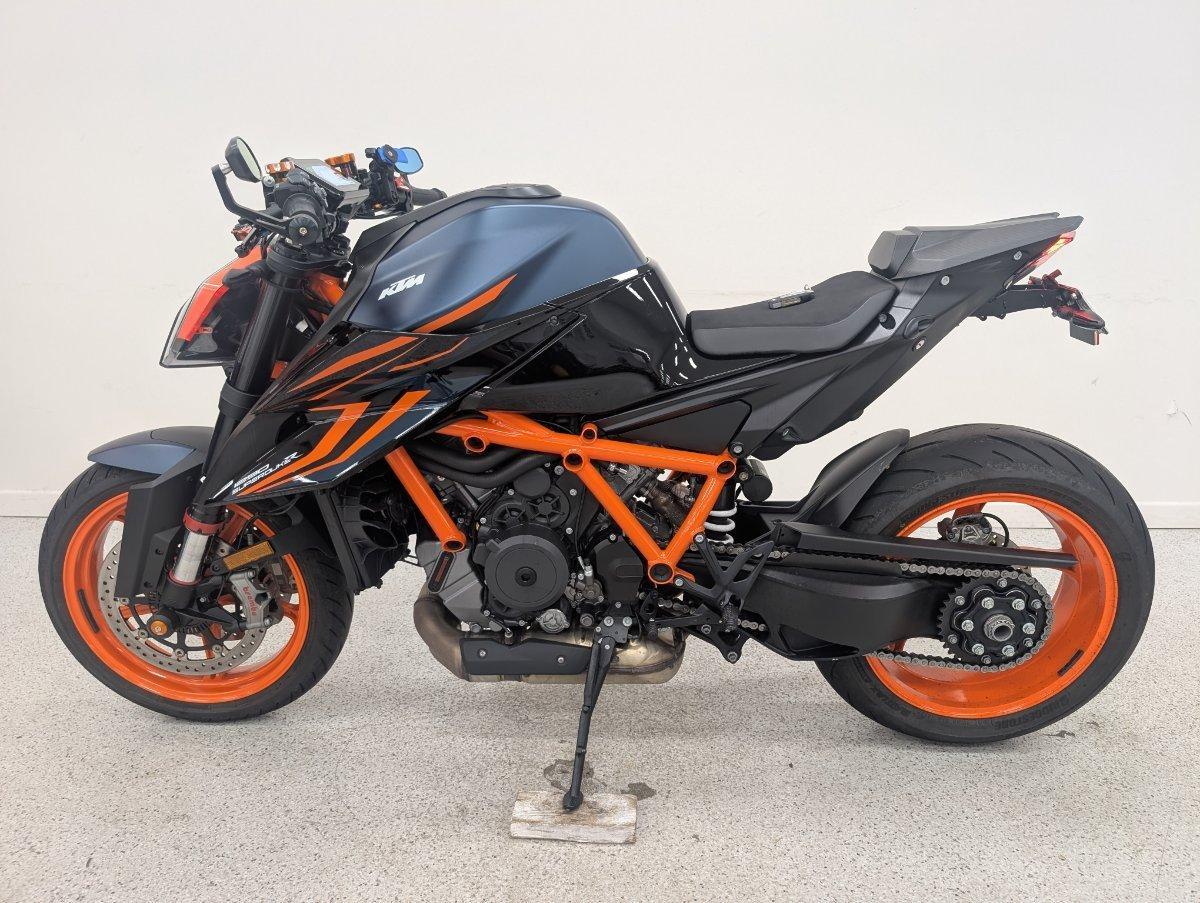 2023 KTM 1290 SUPER DUKE R SPORTS