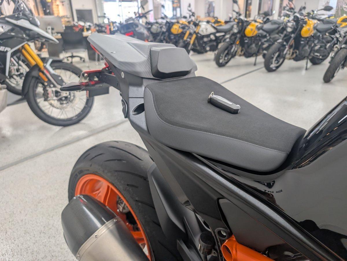 2023 KTM 1290 SUPER DUKE R SPORTS