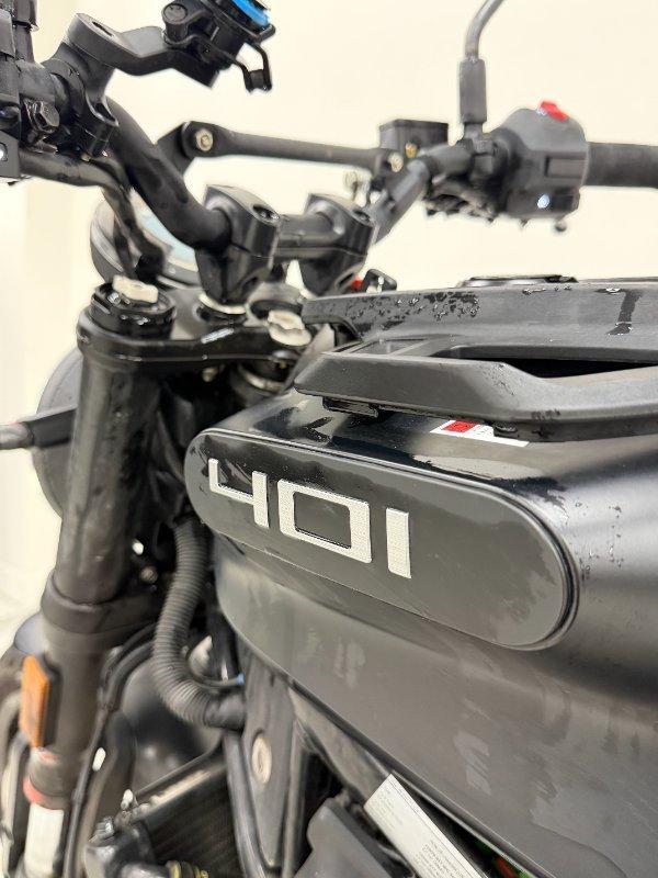 2022 HUSQVARNA SVARTPILEN 401 ROAD