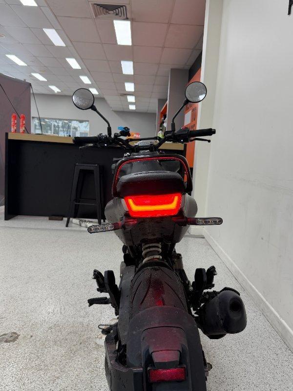 2022 HUSQVARNA SVARTPILEN 401 ROAD