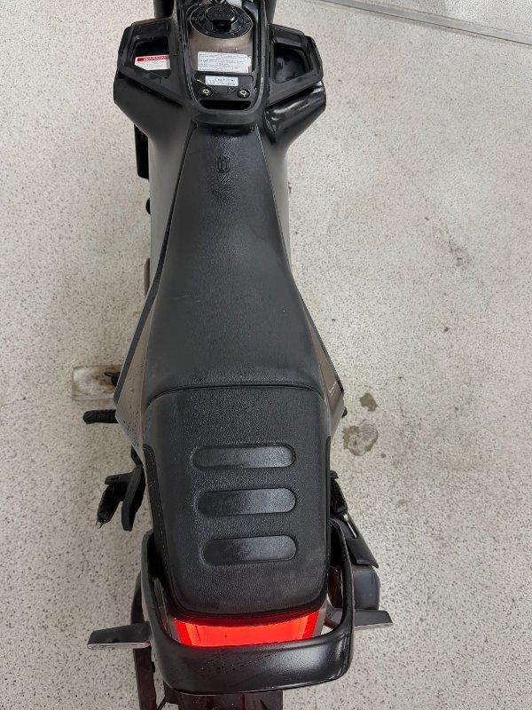 2022 HUSQVARNA SVARTPILEN 401 ROAD